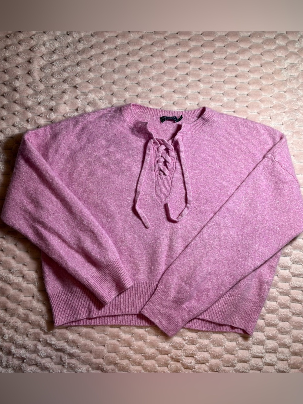 Vineyard Vines Women's Pink Lace-Up Crewneck Sweater